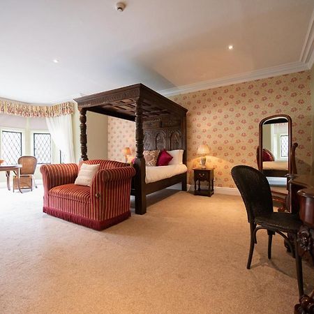 Miskin Manor Hotel Генсол Екстер'єр фото