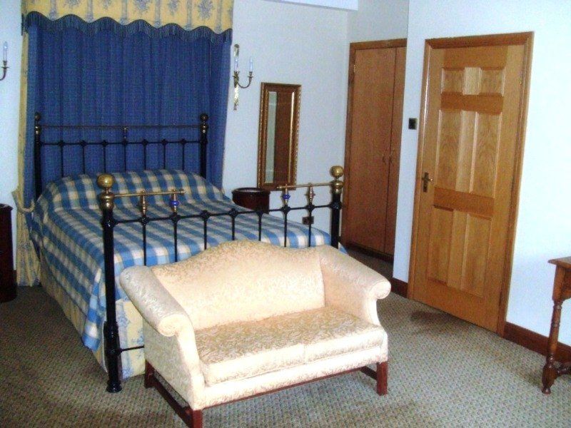 Miskin Manor Hotel Генсол Екстер'єр фото