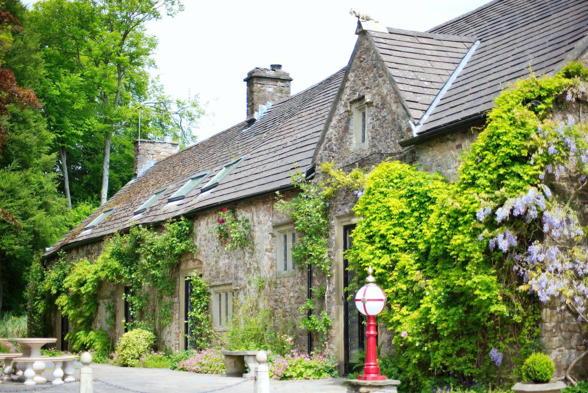 Miskin Manor Hotel Генсол Екстер'єр фото