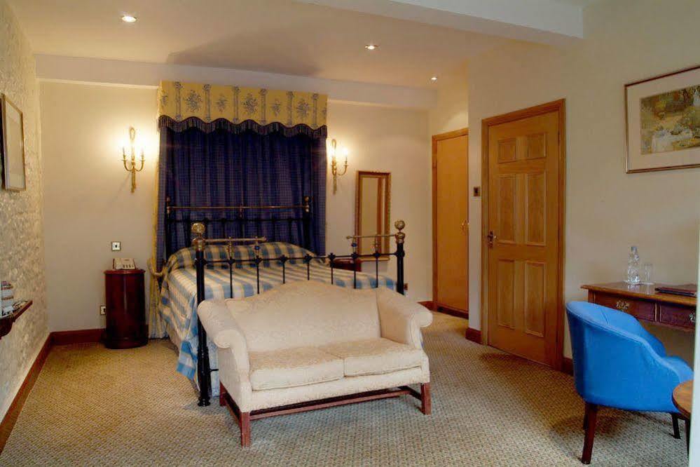 Miskin Manor Hotel Генсол Екстер'єр фото