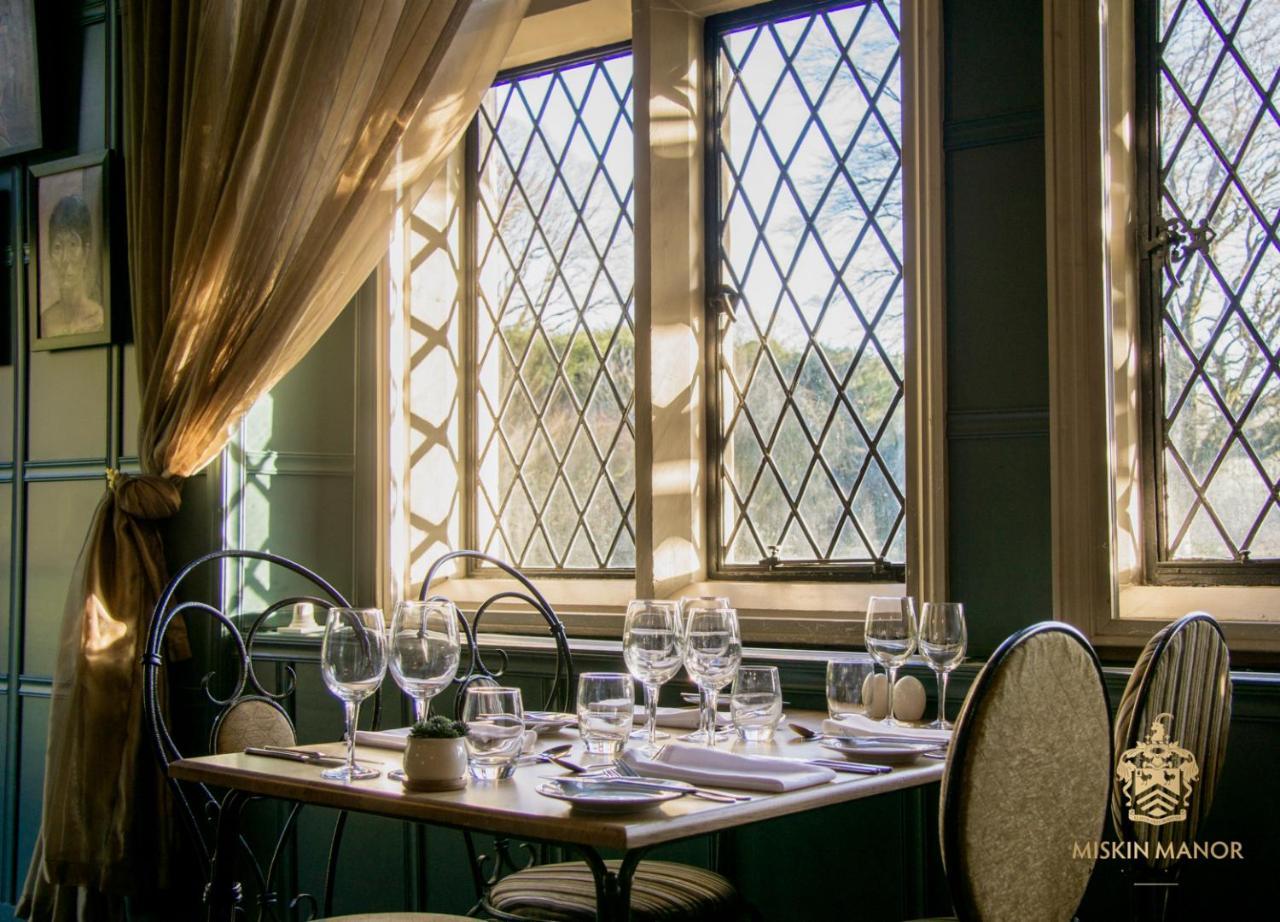 Miskin Manor Hotel Генсол Екстер'єр фото